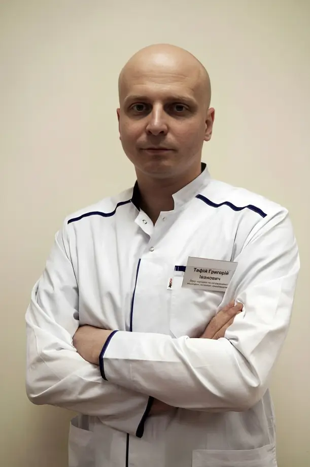 osteopath and manual therapist